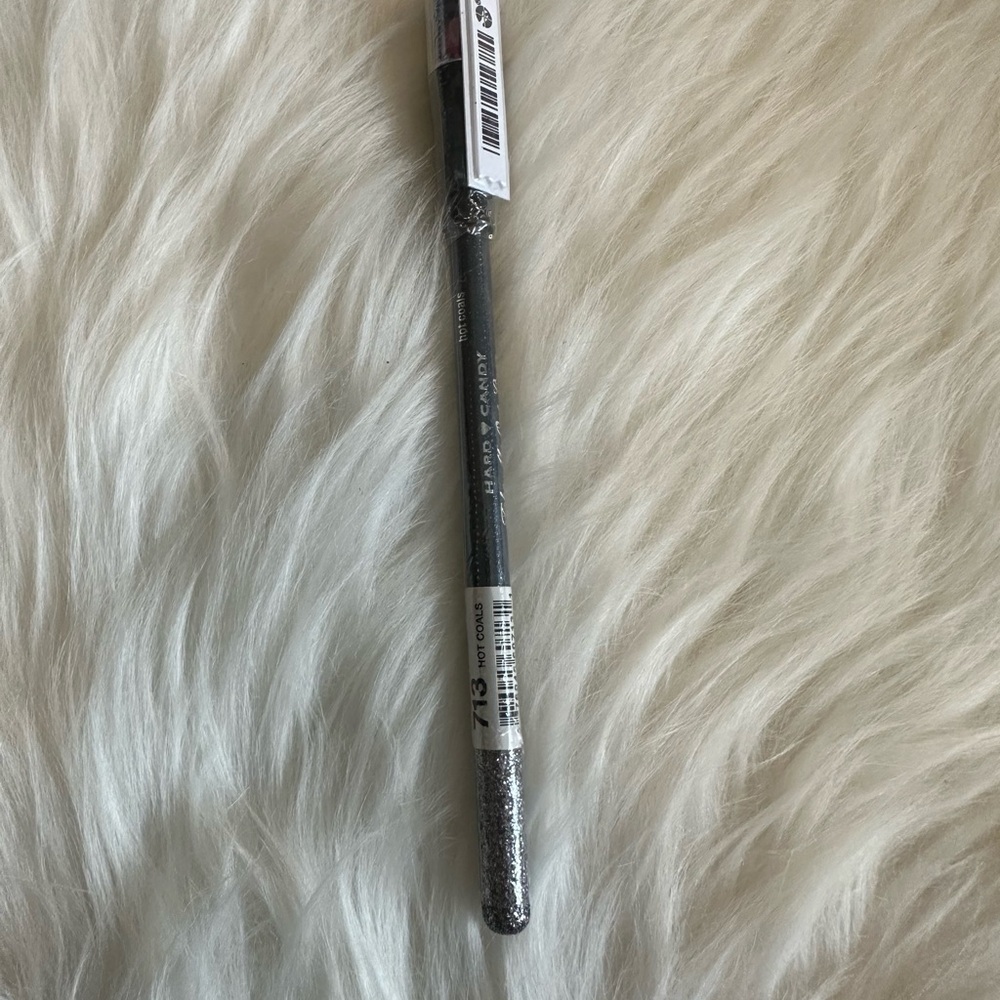 🩷5/$10🩷 Hard candy glitter eyeliner